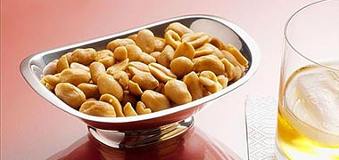 Peanut nutritional efficacy